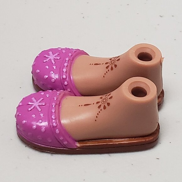Bratz Yasmin Genie Magic Shoes & Shirt - Picture 5 of 5